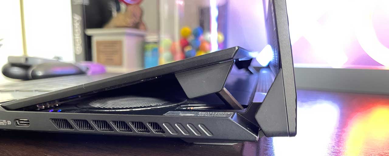 ASUS Zephyrus Duo GX551 2021 RTX 3080 Gaming Notebook Review