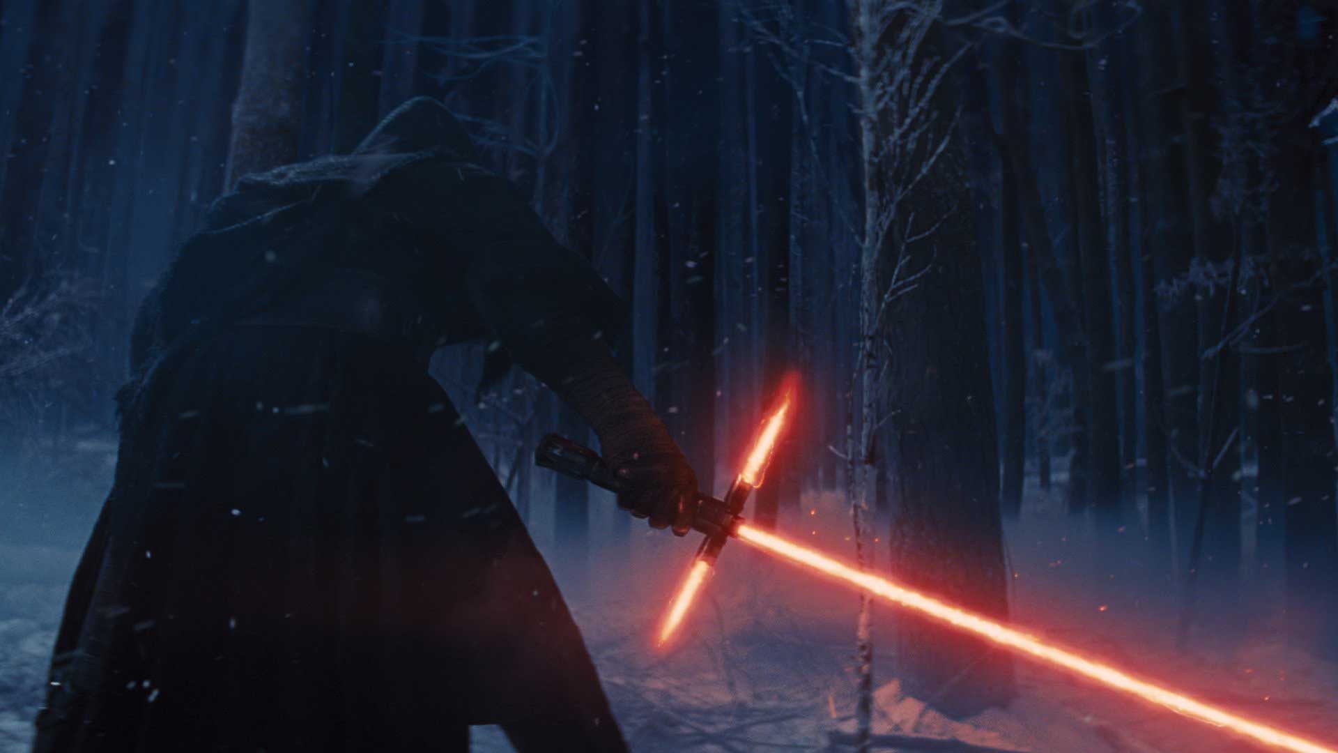 Disney Has Made a “Real” Lightsaber That Extends and Retracts