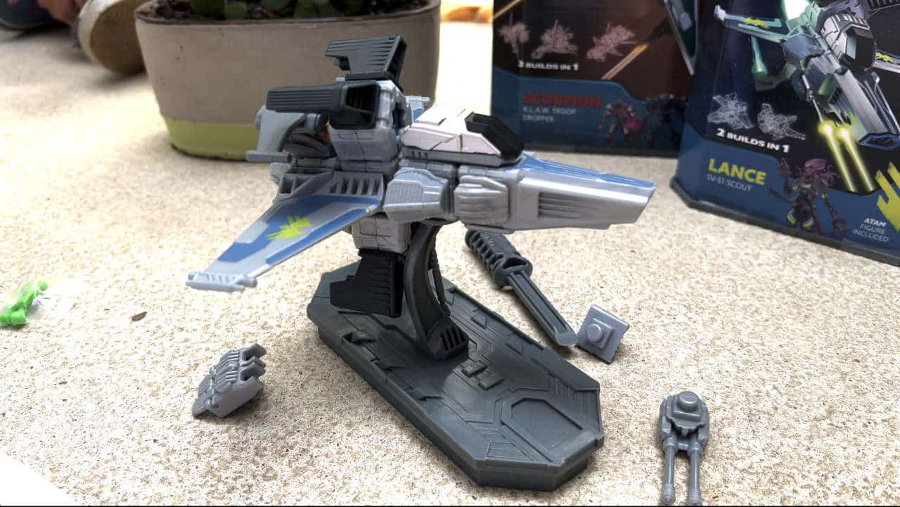 Snap Ships Review - Scorpion and Lotus Models