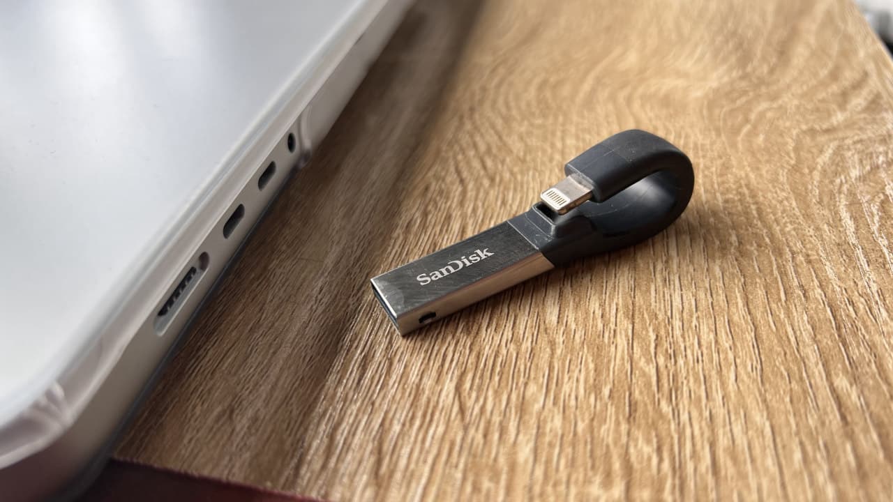 Sandisk iXpand 64GB Flashdrive For iPhone Review