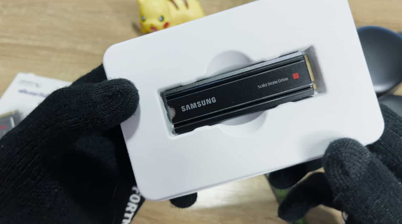 Samsung 980 Pro SSD With Heatsink