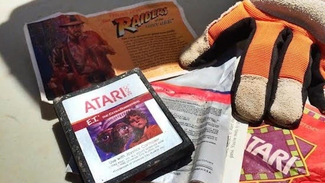 Atari E.T. Industry Crash Video Game 1983