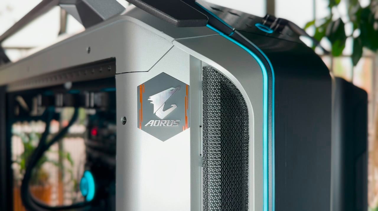 Cooler Master Cosmos C700M