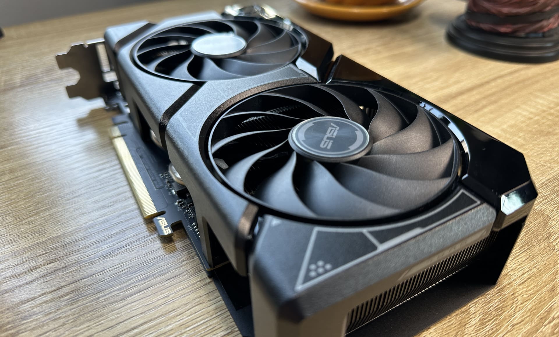 ASUS Dual GeForce RTX 4060 OC Edition 8GB Review