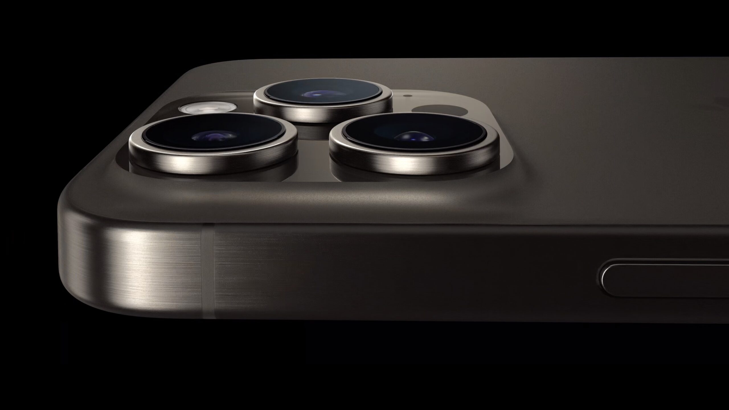 iPhone 15 and iPhone 15 Pro Announced With USB C